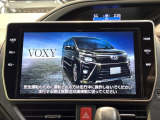 【10.5インチナビ】高級感とインパクトのある大画面ナビを装備。各種オーディオ操作はもちろん、スマホ連携もできる利便性の高いナビです♪