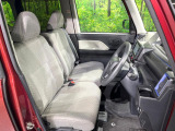 運転席シート廻りは使用感も少なく、良好な状態となっています。丁寧に使われていたことがよくわかりますね。