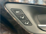 【運転席ポジションメモリー付パワーシート】ワンタッチで記憶させていたシートの前後・リクライニングはもちろん、シートリフターも備えます☆快適なドライブをお楽しみ下さい♪