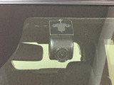 【前後ドラレコ】自動車に搭載して走行中の状況を映像で録画します。前後タイプです。ナビで映像確認が可能です。
