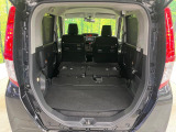 普段のお買い物や通勤、送迎等に十分な荷室スペースを確保しております。セカンドシートを倒すと、大きな荷物の積載も可能です♪