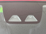【アイサイトVer3】前方の車両等を検知し、衝突しそうな時は警報で注意を促し、ブレーキを踏む力をサポート。ブレーキを踏めなかった場合は衝突被害軽減ブレーキが作動、衝突回避をサポートします。