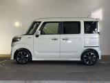 車検整備付きです。整備時にはエンジンオイル、オイルフィルター、ワイパーラバーなど、消耗品の交換も致します