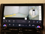 安全機能のバックモニター&全周囲モニターも装備です。