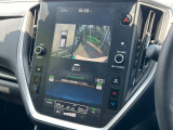 【マルチテレインモニター】車のフロントやサイドのカメラ画像を同時にモニター表示することで、悪路や狭い道を走行時でも周囲の状況確認ができ安心!本格SUVにうれしい装備です♪