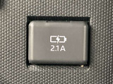 2.1Aポートがついています。