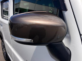 ウインカー付きドアミラーで対向車からの視認性もバッチリ☆