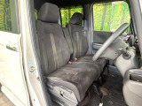 運転席シート廻りは使用感も少なく、良好な状態となっています。丁寧に使われていたことがよくわかりますね。