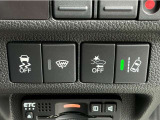 先進の安全運転支援システムHonda SENSINGです!●衝突軽減ブレーキ ●歩行者事故低減ステアリング●ACC●車線維持支援システム●路外逸脱抑制機能●誤発進抑制機能●先行車発進お知らせ機能