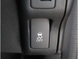 VSA(Vehicle Stability Assist)が装備!!VSAはコーナリング時の横滑りを抑制する機能と車両の急激な挙動変化を抑える機能で、安定した走行を実現しています!!