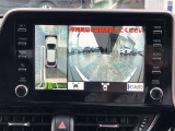 【全周囲モニター】フロント+サイド+バックにカメラが装着されています。車庫入れが苦手な方もこれがあれば安心ですね。