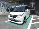雪道安心4WD☆全方位モニター☆Bluetooth☆テレビ☆ETC☆中古スタッドレス付☆シートヒーター☆ワンオーナー☆