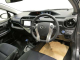 見通しのよいすっきりとした視界で、誰でも運転しやすいです。運転のしやすさは疲れにくさにも繋がりますよ♪