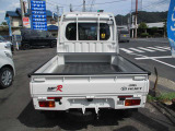 全国どこでも登録納車OKです☆県外や離島のお客様も是非お問い合わせ下さい!!陸送が必要なお客様は別途陸送費用となります。陸送価格見積もり出しますので、お気軽にお問い合わせ頂ければと思います。