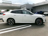 当社の新車販売下取車を多く扱っております。しっかりと整備され、大切に乗られた認定中古車を是非ご覧ください。営業スタッフ3名事務2名で毎日元気に営業しております。お気軽にご来店いただけたら幸いです。