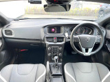 V40クロスカントリー D4 ダイナミック エディション ディーゼル 