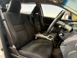 運転席も広々としており運転しやすい環境を実現しています☆室内クリーニングも実施済みです。