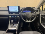 RAV4ならではの見晴らしのよい前方視界で、快適なドライブをお楽しみいただけます。