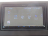 【  ケンウッド社製ナビ・MDV-D708BT  】Bluetooth接続に対応しています。その他、TVやAM/FMラジオの視聴・CDやDVD再生などが可能です。