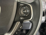 【ACC〈アダプティブ・クルーズ・コントロール〉】アクセルペダルを踏まずに設定した車速を保つクルーズコントロールに、前走車を検知する機能を追加。車速と車間を適切に制御することを支援します。