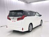 沢山乗れるのがこの車の魅力!2台で移動しないと・・・なんて時もこの車なら1台で!大活躍です♪