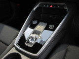 見た目に美しく、そして機能的でもあること。これこそがAudiのインテリアの伝統です。