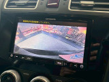 【バックカメラ】運転席から画面上で安全確認ができます。駐車が苦手な方にもオススメな便利機能です。