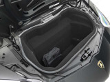納車前には専門のテクニカルスタッフにより、 厳密な納車前点検を実施しますので、ご安心してお乗り頂けます。