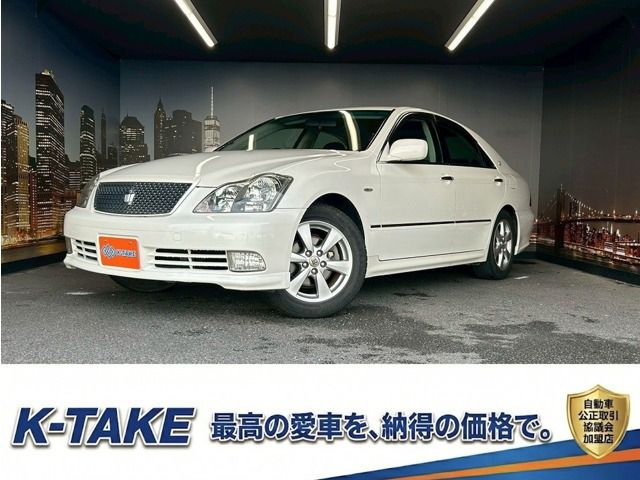 クラウンアスリート 3.0 Gパッケージ (禁煙車)(黒本革シート)(メーカーDVDナビ)(