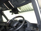 見通しのよいすっきりとした視界で、誰でも運転しやすいです。運転のしやすさは疲れにくさにも繋がりますよ♪