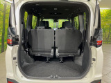 普段のお買い物や通勤、送迎等に十分な荷室スペースを確保しております。セカンドシートを倒すと、大きな荷物の積載も可能です♪