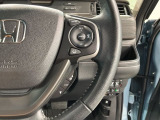 クルーズコントロールを装備しています。高速道路などで一定の速度で走ってくれるので運転が楽ですよ!速度を設定できますので、スピードの出しすぎにも注意できます。