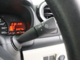 <AUTOライト>周囲の明るさをセンサーでキャッチして、ヘッドライトを自動的に点けてくれる賢い機能です!