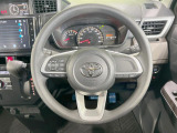 【ステアリングスイッチ】運転中、前方から目線をそらすことなく、オーディオ等の操作が可能な便利機能!安心&快適なドライブを演出してくれます♪