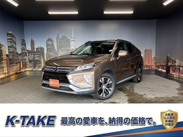 エクリプスクロス 2.2 G ディーゼル 4WD (禁煙車)(4WD)(純正ナビ)(バックカメラ)(レ