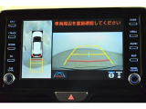 専用のカメラにより、上から見下ろしたような視点で360度クルマの周囲を確認することができます☆縦列駐車や幅寄せ時に活躍してくれます