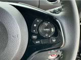 Hondaセンシングの機能のひとつ、アダプティブクルーズコントロール付!アクセルから足を離しても設定したスピードと前車との車間を保ち走行してくれます!車線維持もアシスト☆高速道路で疲労軽減ですね☆