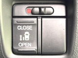【パワースライドドア】スマートキーや運転席のスイッチでスライドドアの開閉が可能♪電動だから力を入れてドアを開ける必要が無く、小さいお子様でも、重い荷物を持っている時もラクに開け閉めできます♪