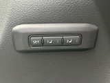 【運転席ポジションメモリー付パワーシート】ワンタッチで記憶させていたシートの前後・リクライニングはもちろんシートリフターも備えます☆快適なドライブをお楽しみ下さい♪