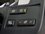 使いやすさや安全性を追求したステアリング周り!高級車ゆえにスイッチ類が多いのも特徴ですね!考え尽くされた配置ですぐに使いこなす事が出来ますのでご安心下さい!是非、体感してみて下さい!!