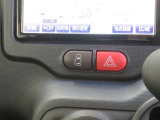 パワースライドドアは、運転席からボタンひとつで開閉できます♪