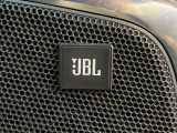 [JBLサウンド]音楽ソースにある楽器やボーカルの音、ノイズなどを一度はバラバラにして再構成させることで、より広がりのある空間を創り出す,レクサスにのみ許された空間をへご招待致します♪