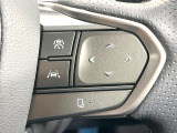 【レーダークルーズコントロール】高速道路での長距離走行が楽に!!自動で速度を保つクルーズコントロールが、衝突軽減システムと連携し、前方の車両を感知して車間を保つように速度調節してくれます!!