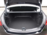 Easy-pack自動開閉テールゲート