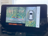 【パノラミックビューモニター】専用のカメラにより、上から見下ろしたような視点で360度クルマの周囲を確認することができます☆死角部分も確認しやすく、狭い場所での切り返しや駐車もスムーズに行えます。