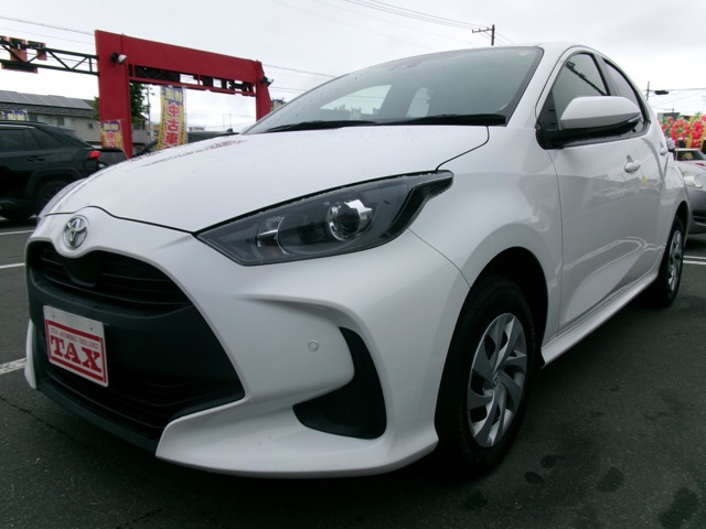 ヤリス 1.5 ハイブリッド X E-Four 4WD