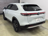 Honda SENSING装着車です。衝突を予測してブレーキをかけたり、前のクルマにちょうどいい距離で走行できる多彩な安心・快適機能を搭載した支援システムがドライバーをサポート。