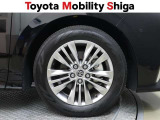 機能、デザイン性に優れている純正アルミホイール!