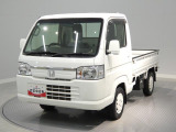 冬道の安心感が心強い4WD。キーレスやパワーウィンドウを備え、日々の作業を快適に支える相棒として活躍します。