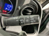便利なオートライト付です。